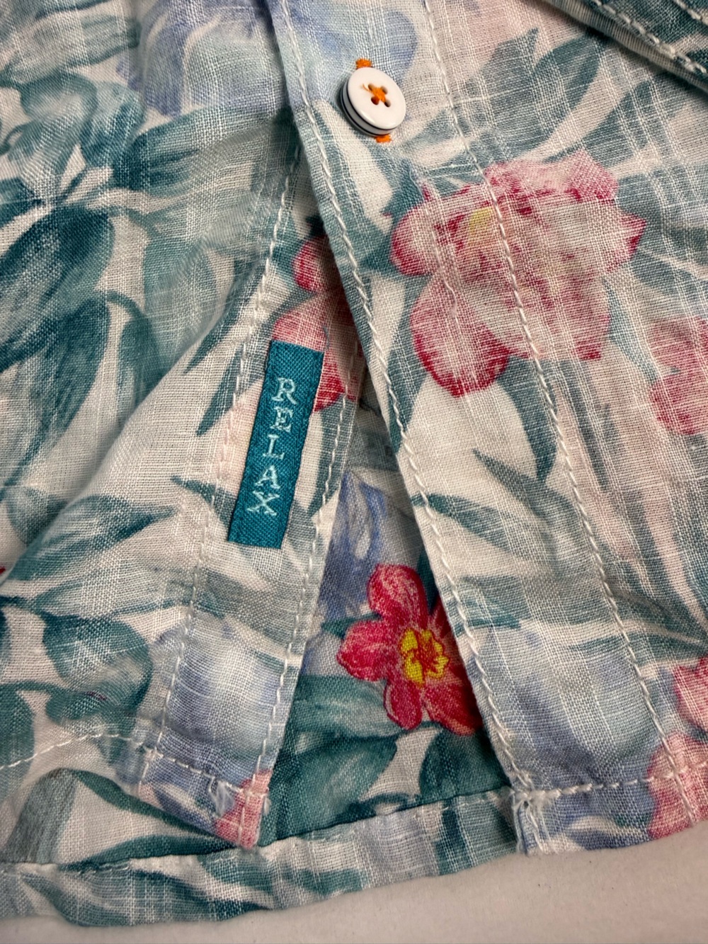 Tommy Bahama Linen Cotton Floral Button-Down Hawaiian Shirt - Picture 13 of 15